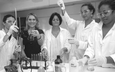 Conférence de presse des Olympiades de la chimie [août 2011]
